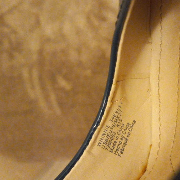 Calvin Klein Patent leather Heels - Picture 7 of 7